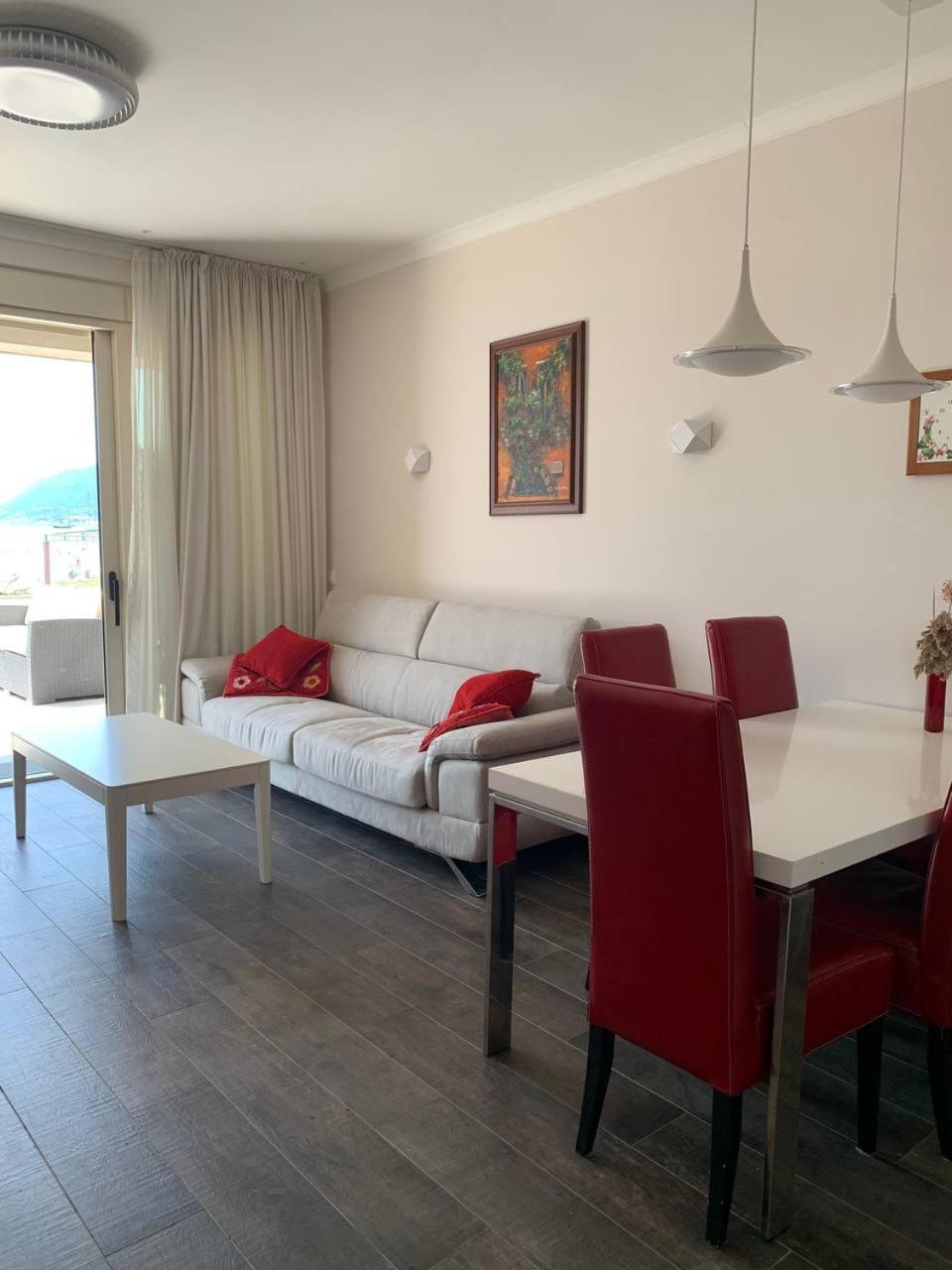 Boka Di Mare Apartment Tivat Phòng bức ảnh