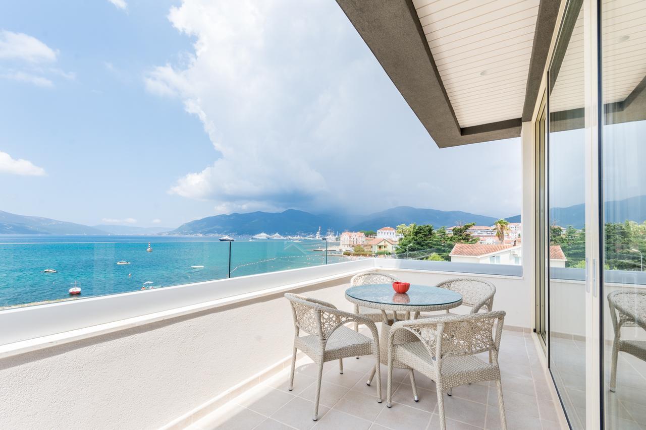 Boka Di Mare Apartment Tivat Ngoại thất bức ảnh