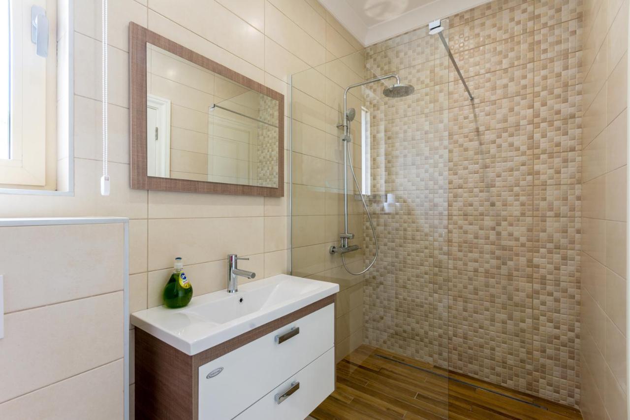 Boka Di Mare Apartment Tivat Ngoại thất bức ảnh